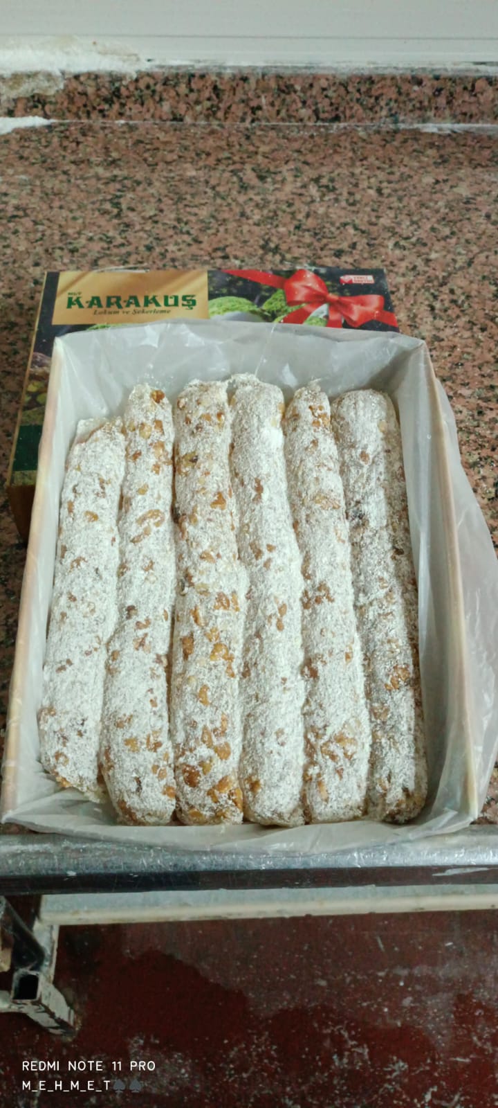 600 GR CEVİZLİ KARAKUŞ LOKUM